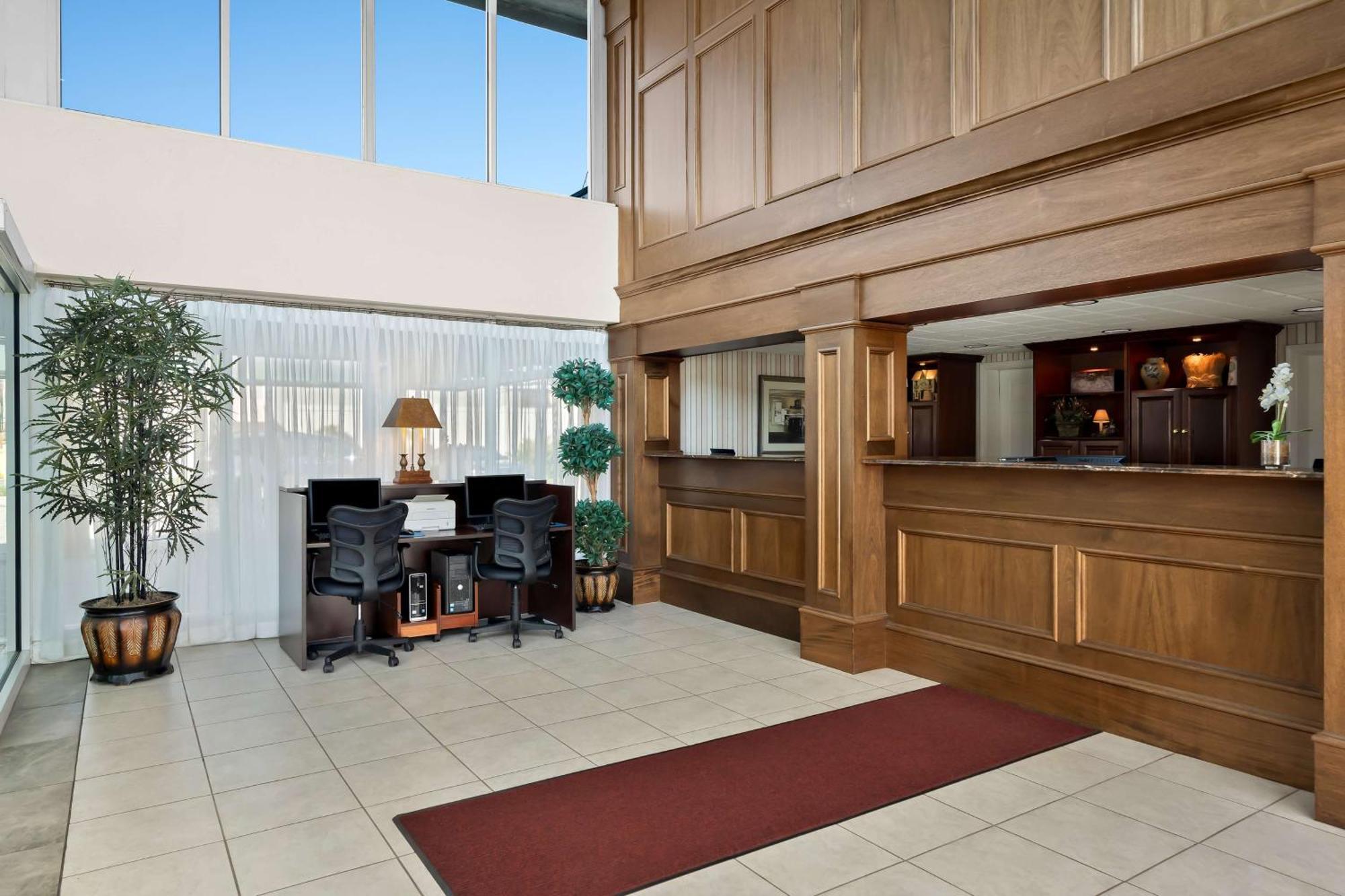 Brandywine Valley Inn Surestay Plus By Best Western Wilmington Exterior foto