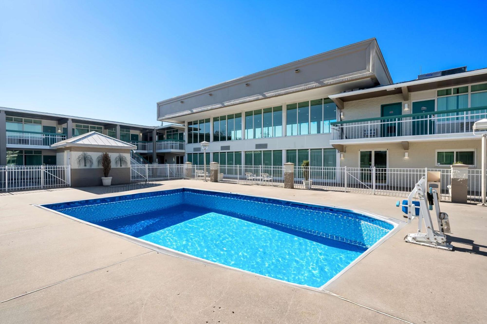 Brandywine Valley Inn Surestay Plus By Best Western Wilmington Exterior foto