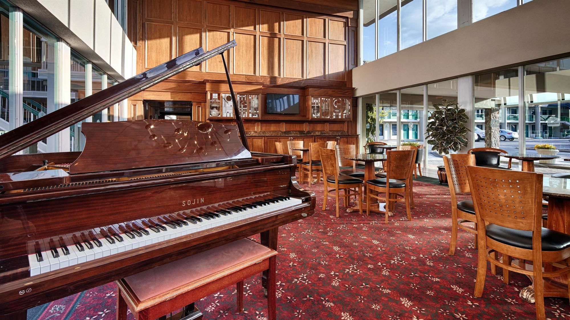 Brandywine Valley Inn Surestay Plus By Best Western Wilmington Exterior foto